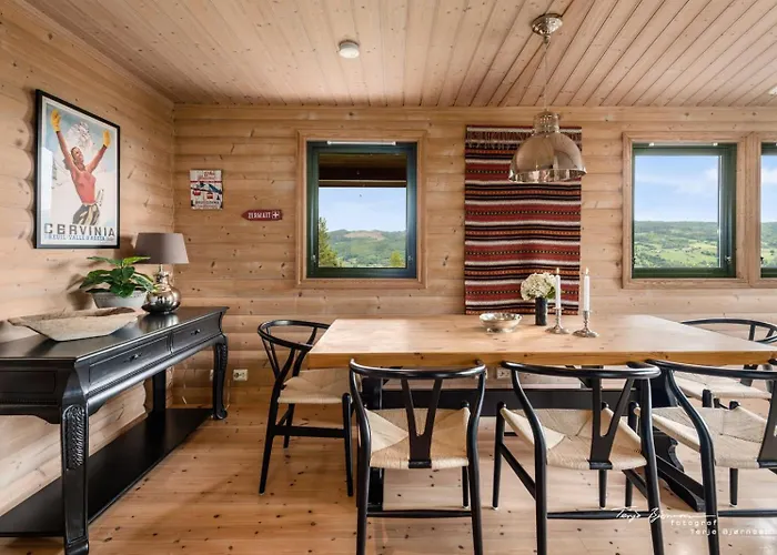 Hotel Al Skisenter - With Panoramic View For 8 Guests 3*